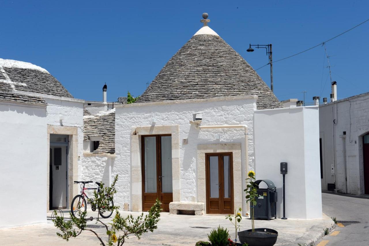 Trullo Vino & Amore 阿尔贝罗贝洛 外观 照片