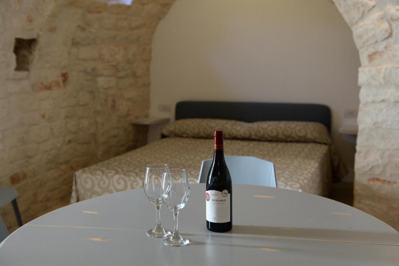 Trullo Vino & Amore 阿尔贝罗贝洛 外观 照片